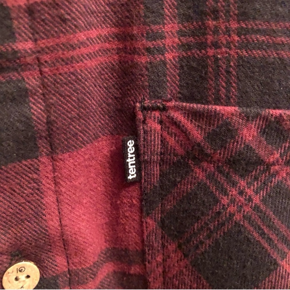Tentree Red Plaid Flannel Button-Up Shirt Small - Picture 3 of 5